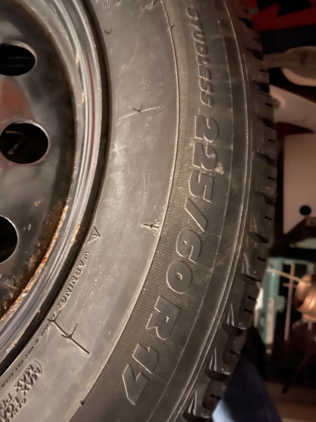 Michelin X-Ice Snow Tires 225/60R17 - photo 3