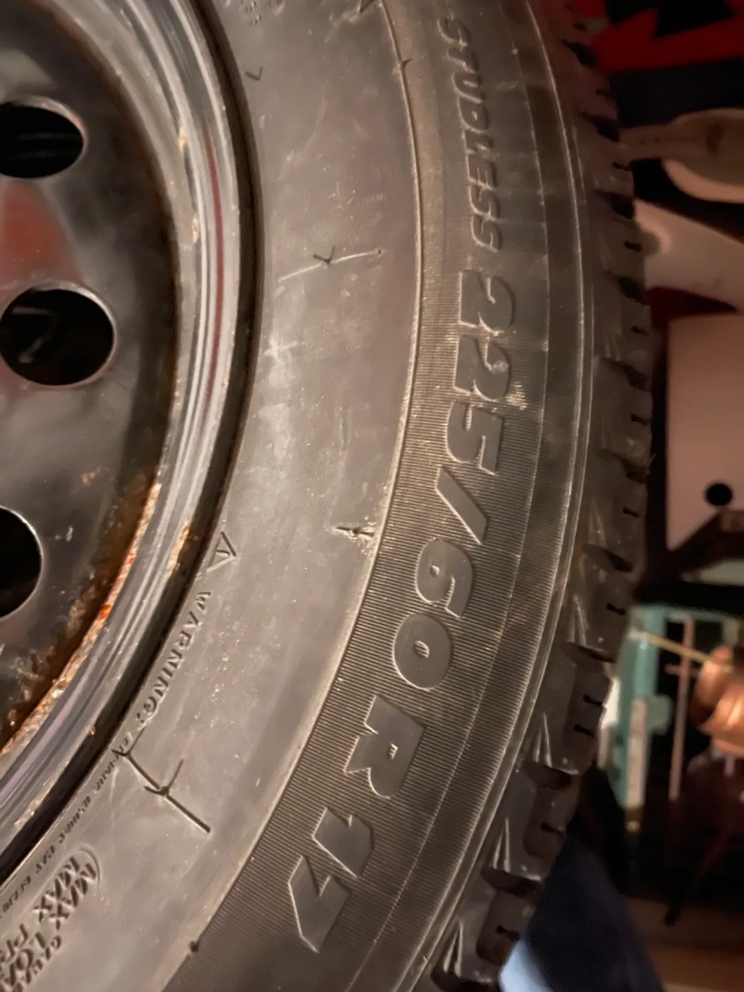 Michelin X-Ice Snow Tires 225/60R17 image indicator(3)