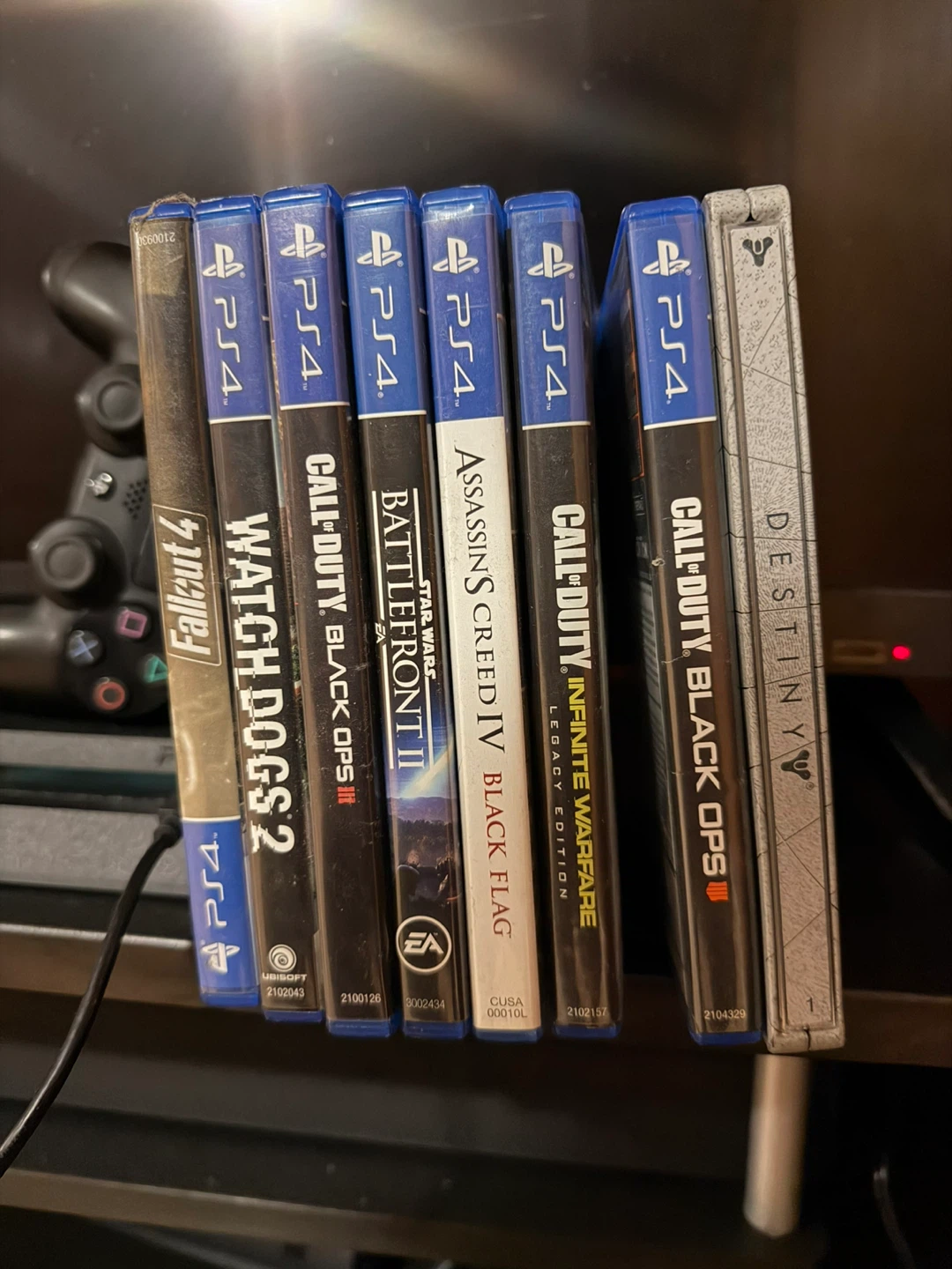 PS4 Games and Controllers - photo 2