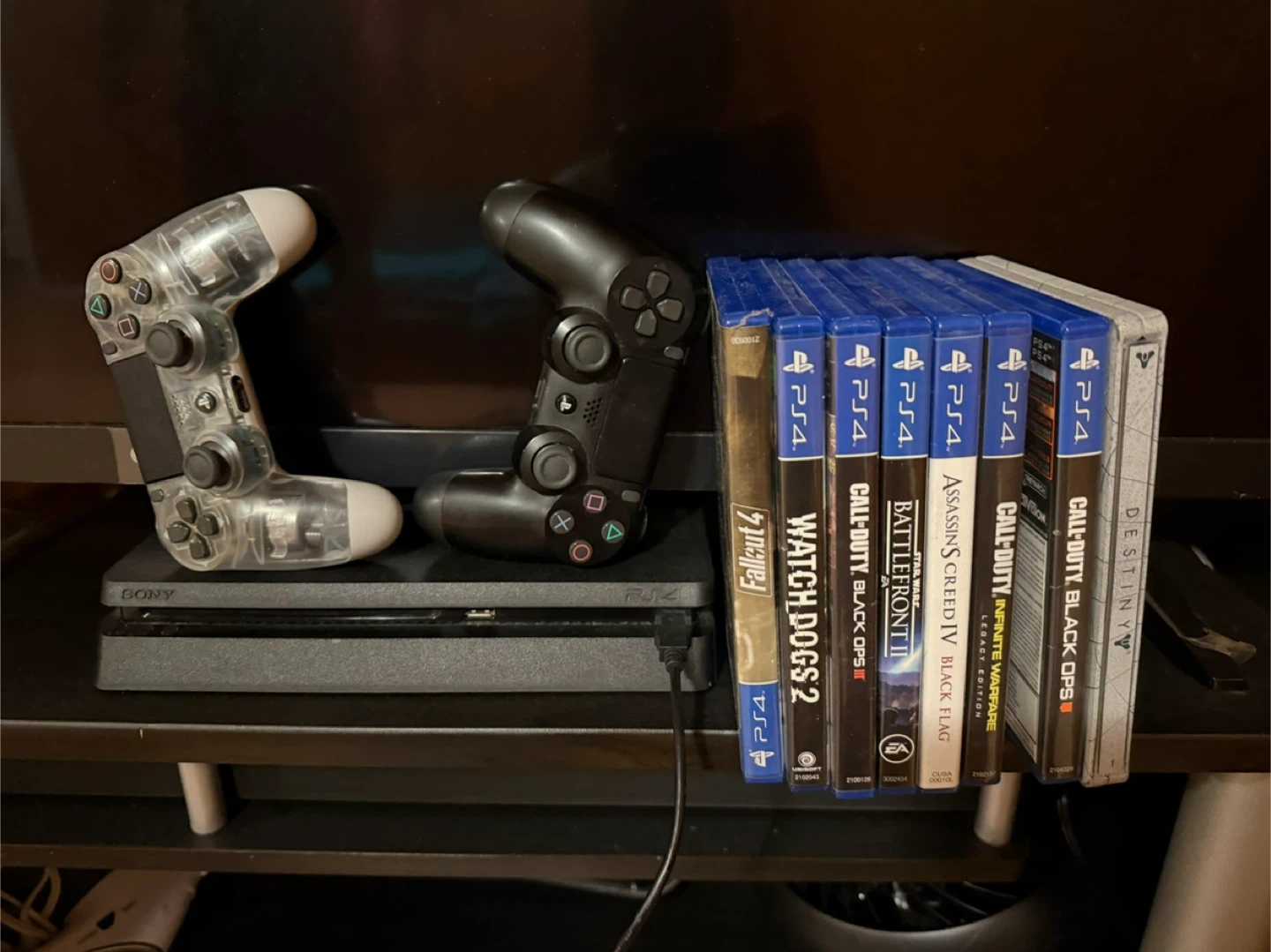 PS4 Games and Controllers - photo 4