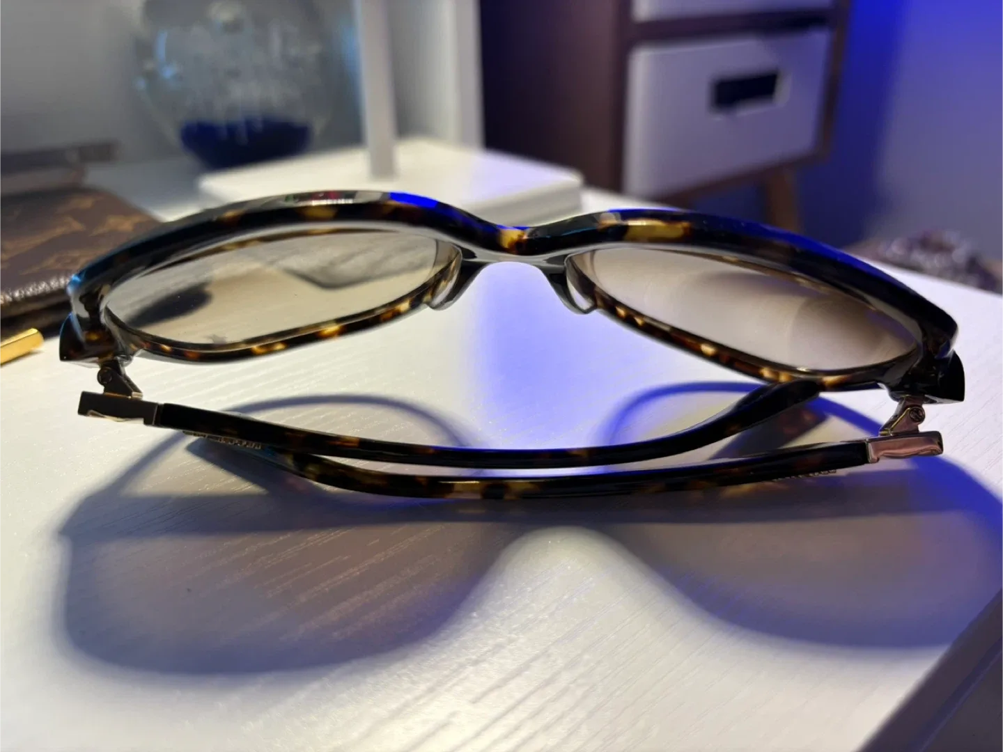 Max Mara Tortoise Shell Sunglasses image indicator(3)