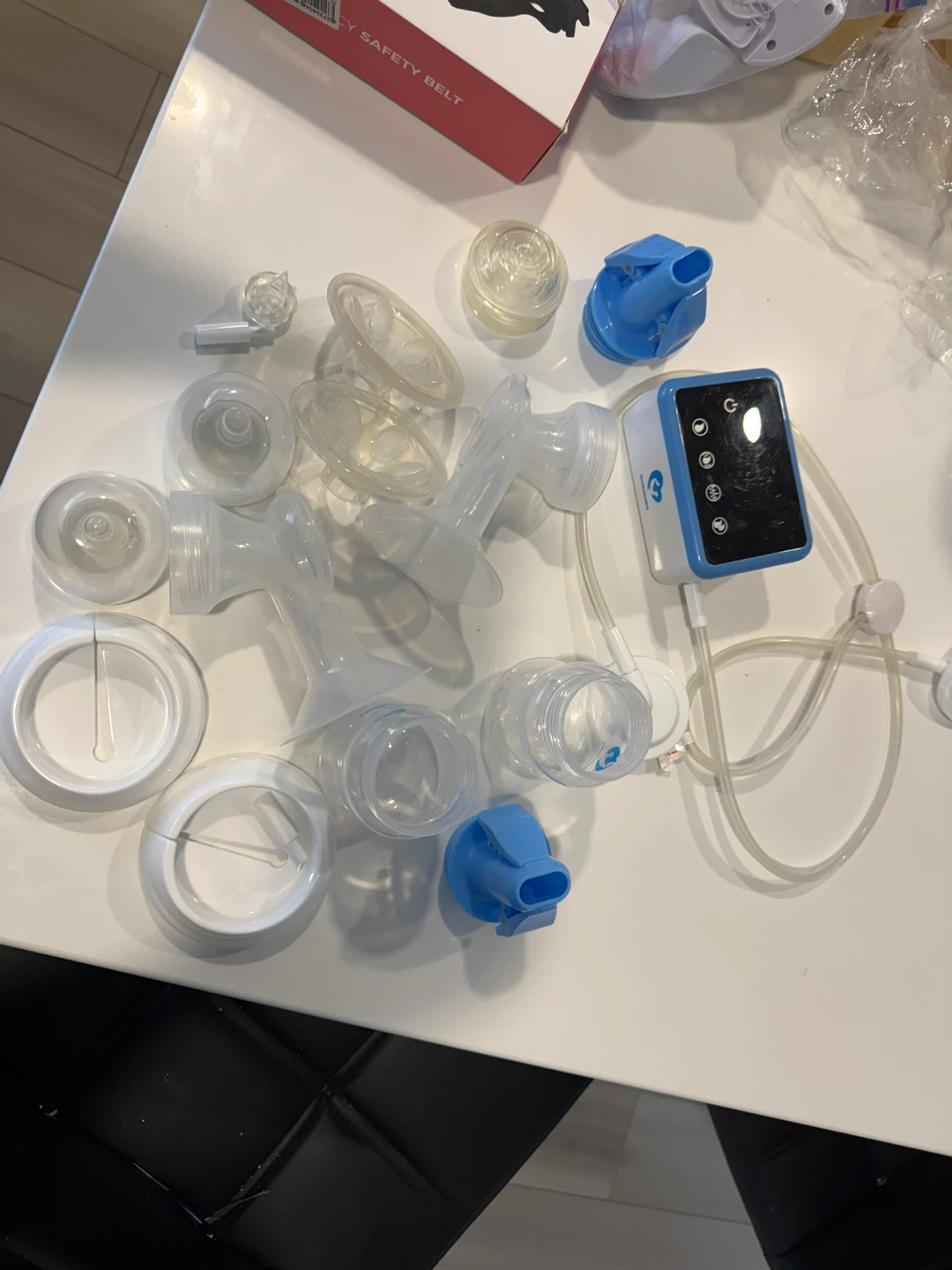 Medela Solo Single and Bellababy Electric Breast Pump
