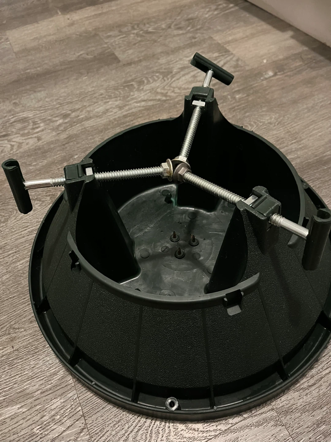 Christmas Tree Stand for 8 foot trees - photo 3