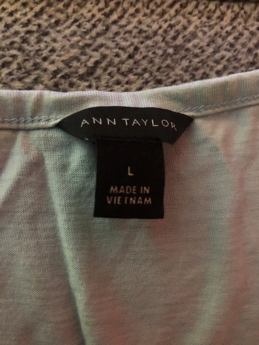 Ann Taylor Tank Top - Size Large image indicator(2)