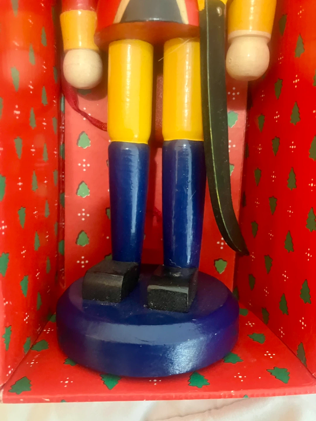Pair Of Hand Painted Wooden Nutcracker Soldiers - 11” Tall - photo 3