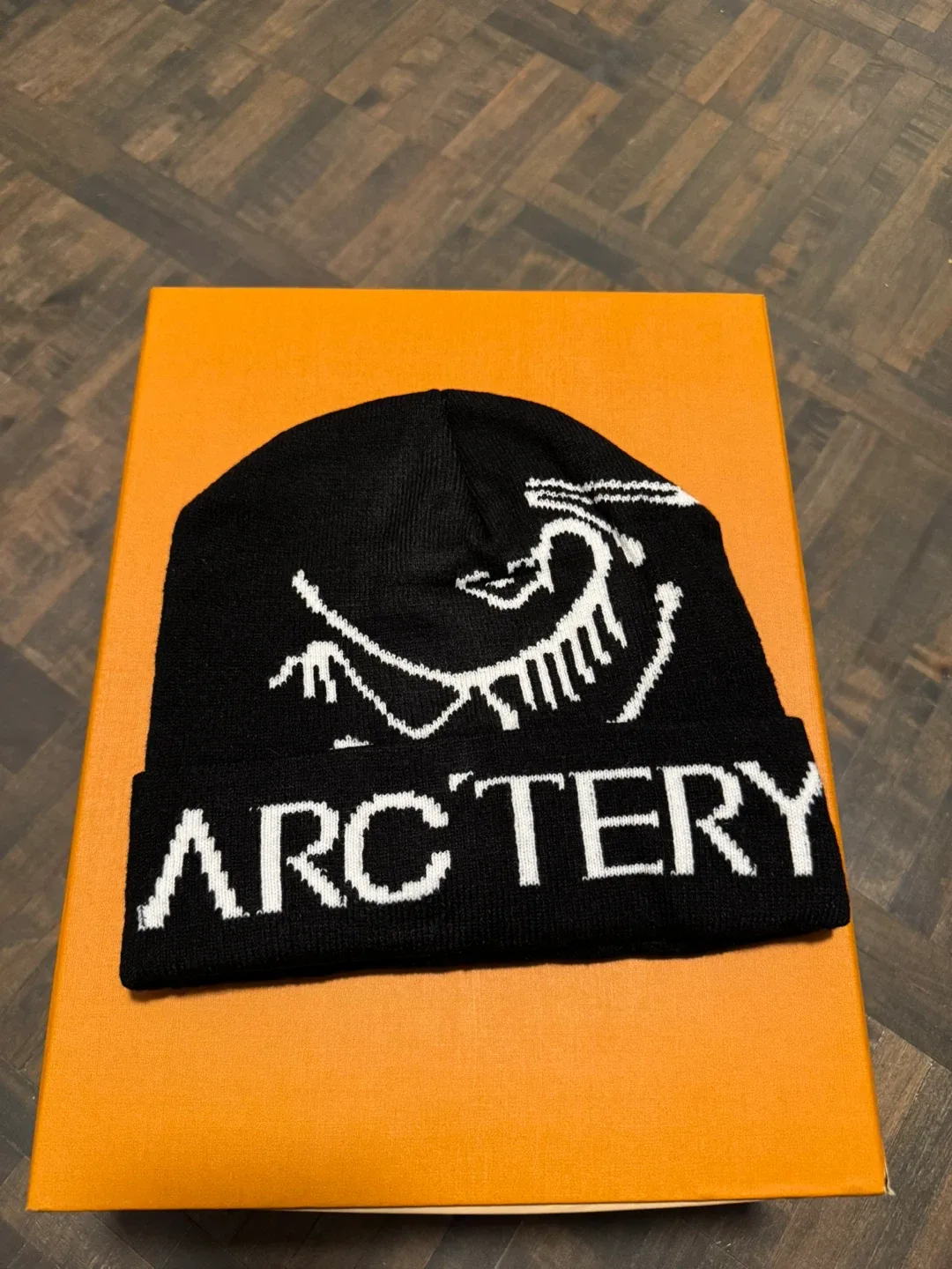Arc'teryx Black Beanie