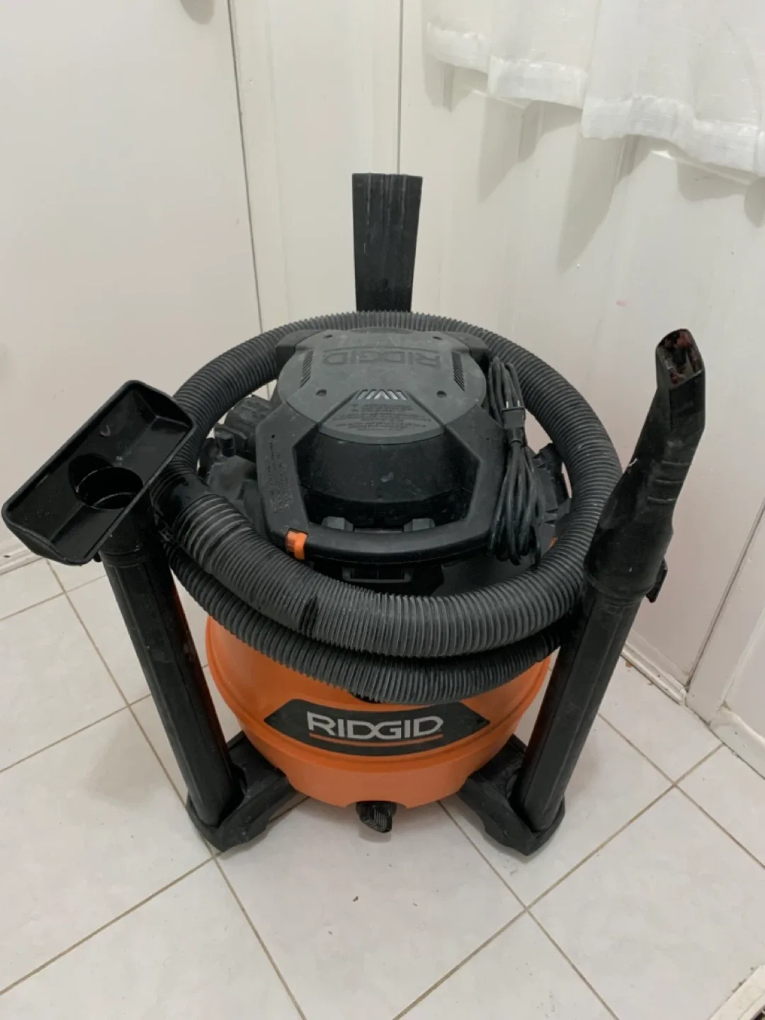 Ridgid 60L (16 Gal.) Wet Dry Shop Vacuum