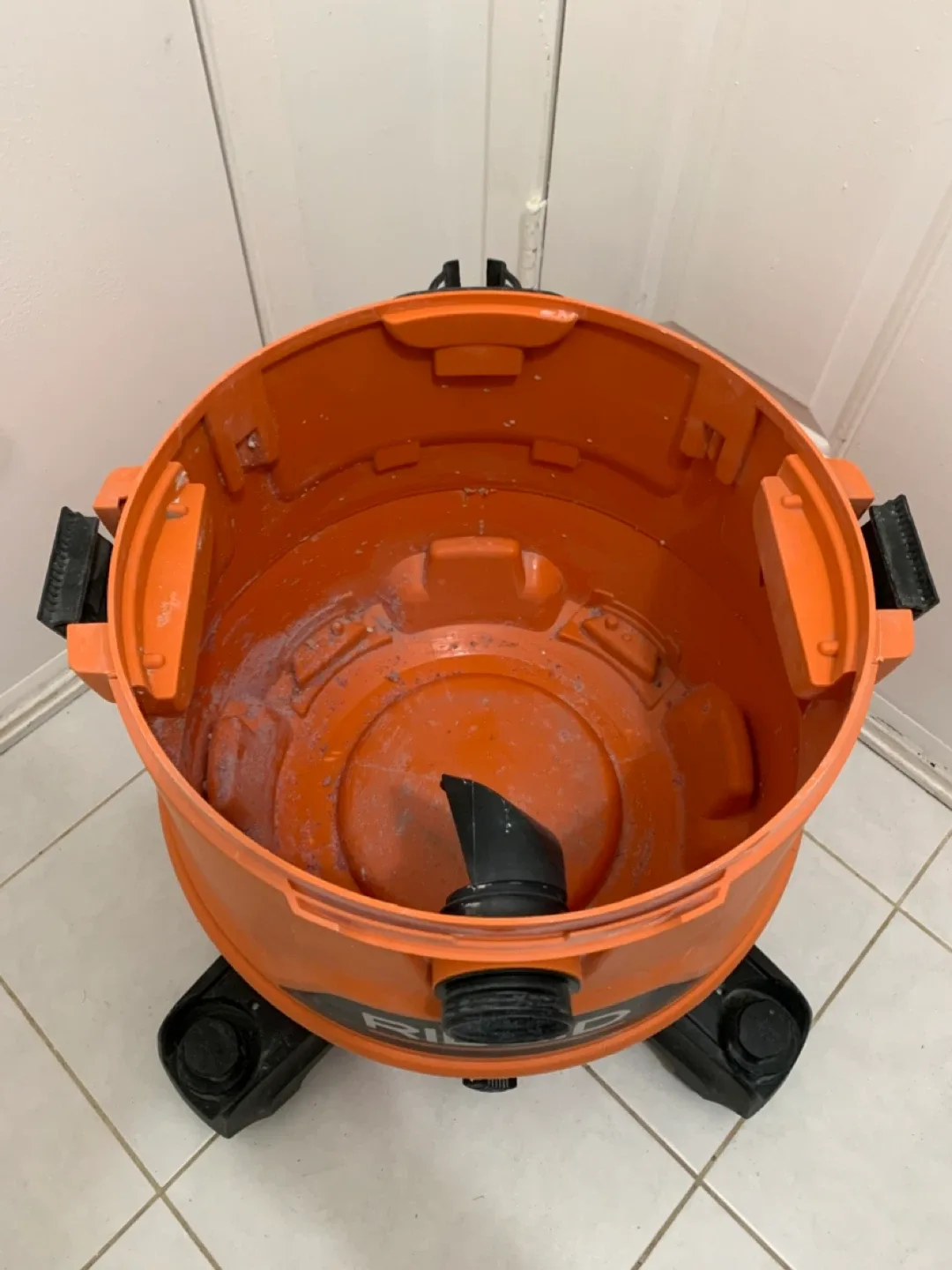 Ridgid 60L (16 Gal.) Wet Dry Shop Vacuum image indicator(4)