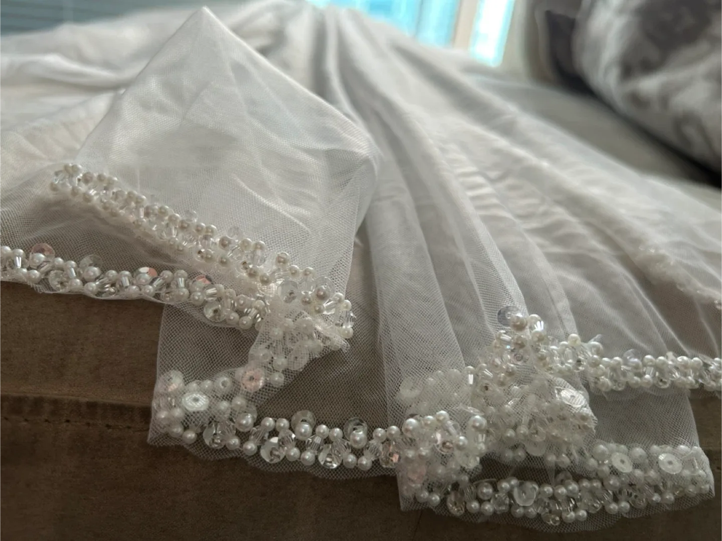 White Wedding Veil with Beaded Edge image indicator(2)