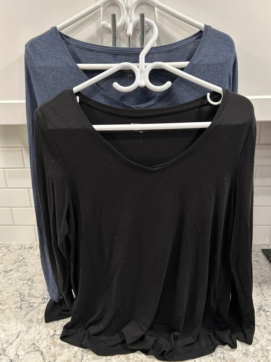 Womens Reitmans Long Sleeve Top (Size L)($10 each/ both for $15