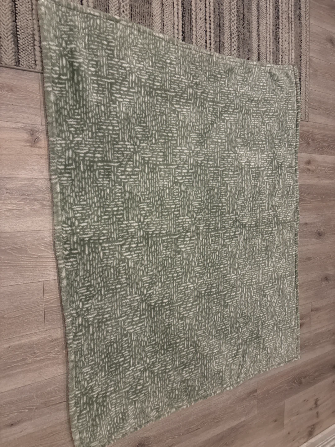 Green Patterned Throw Blanket