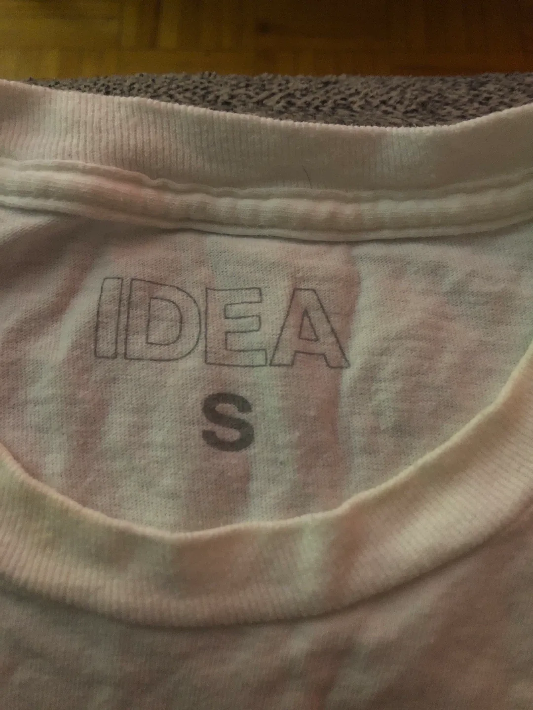 IDEA Intern T-Shirt - Size Small image indicator(2)