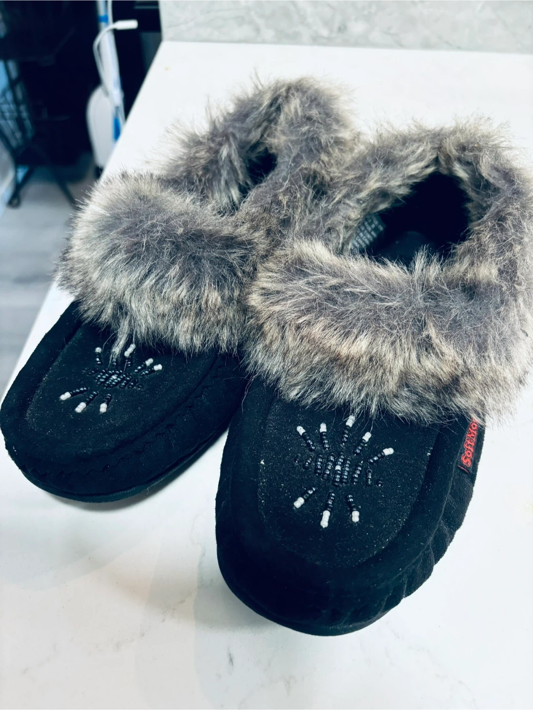 NEW SoftMoc Black Moccasin Slippers (Size 8) - photo 4