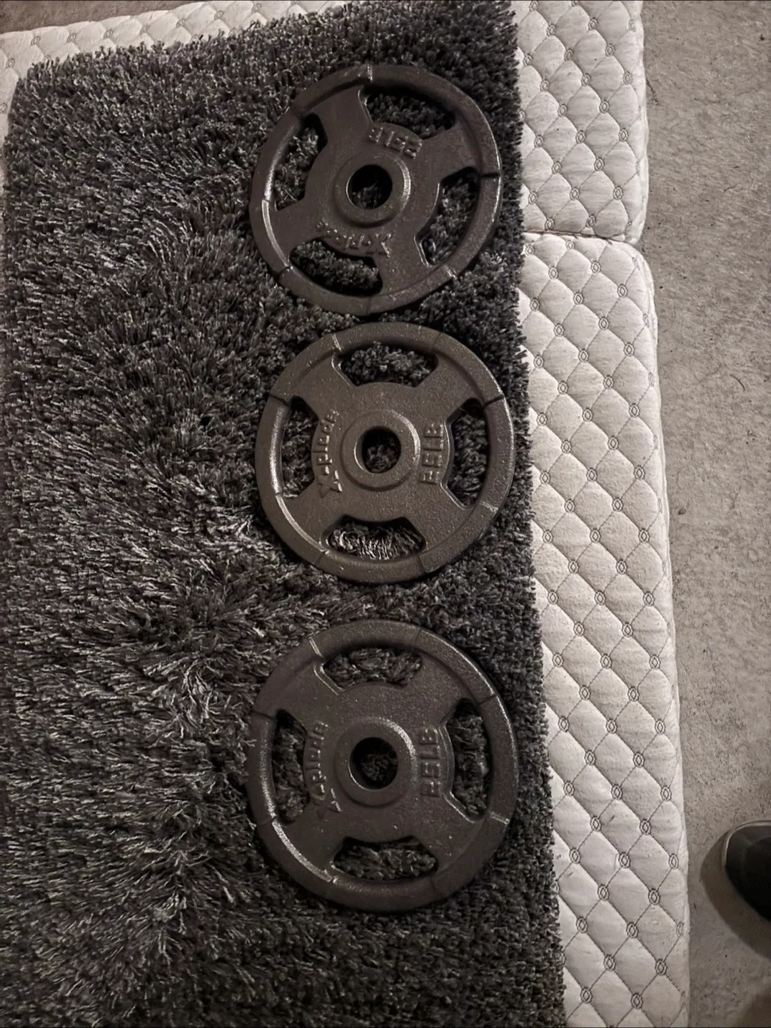 3 Weight Plates - 2.5lbs Each