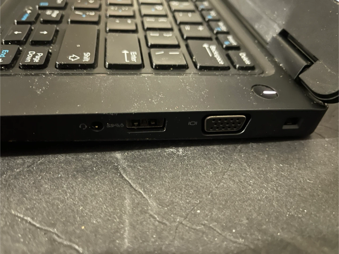 Dell Latitude 5480 i7 8gb 256 ssd windows 11 laptop with charger - photo 2