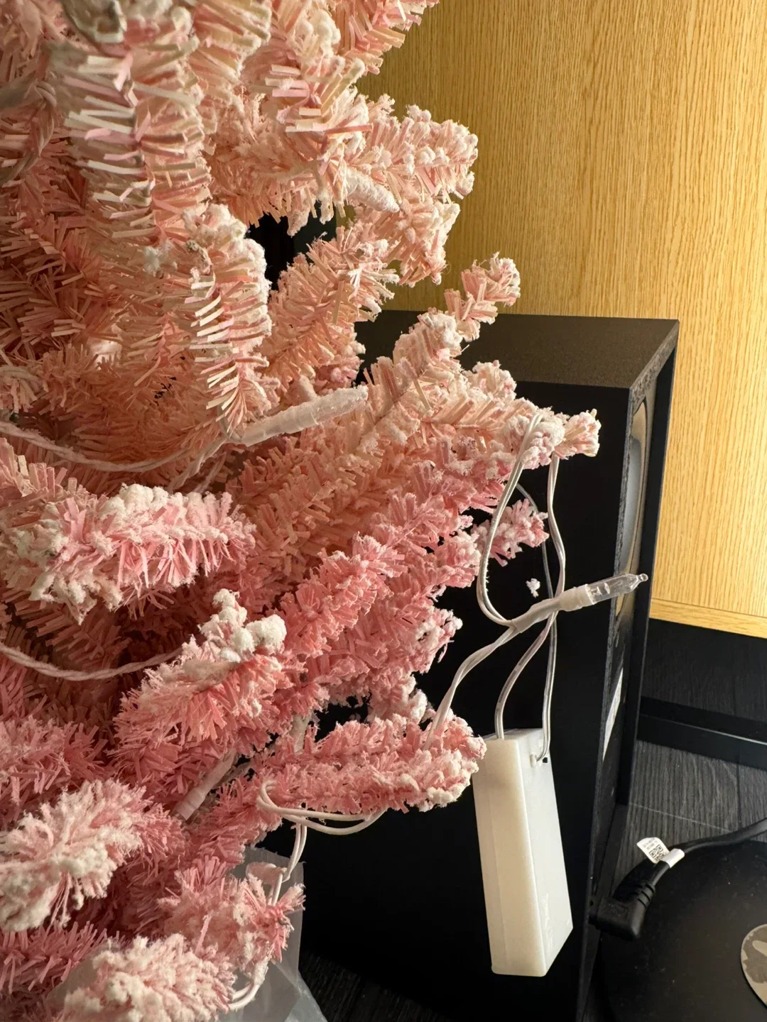 Pink Ombre Christmas Tree image indicator(2)