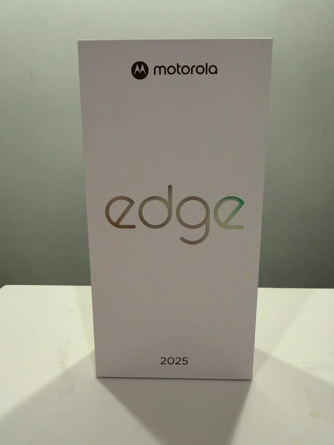 New unlocked Motorola Edge 2025 5G 256GB