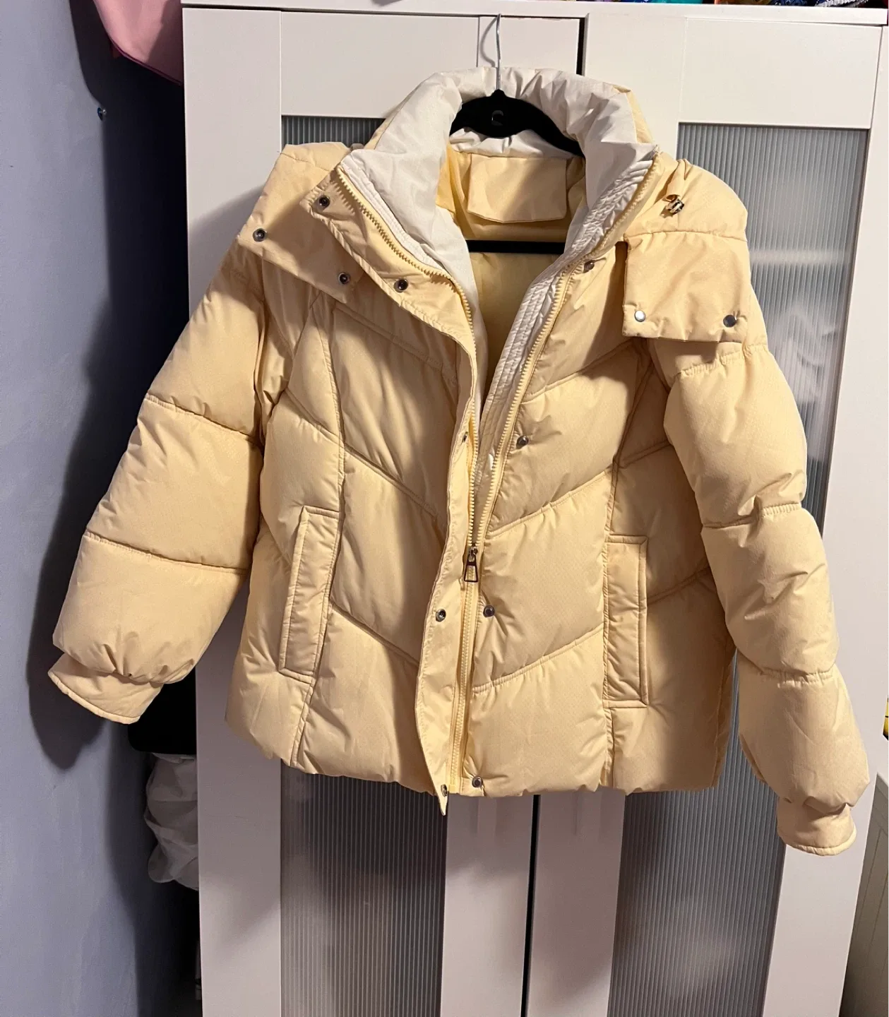 NEW Yellow Puffer Jacket XS image indicator(2)