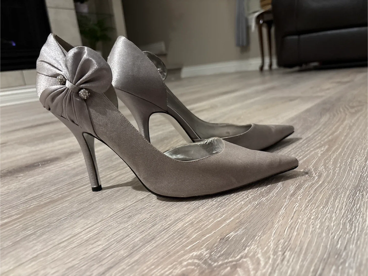 Selling  Nina New York Elegant Shoes  size 9 image indicator(6)