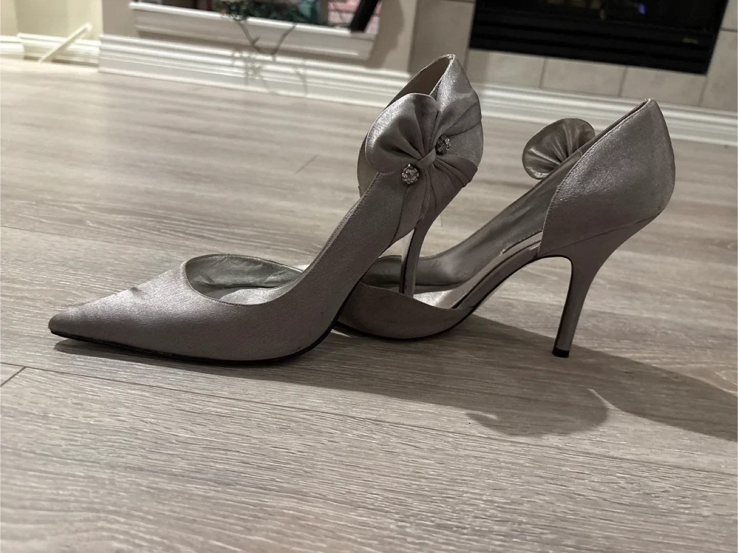 Selling  Nina New York Elegant Shoes  size 9 image indicator(5)