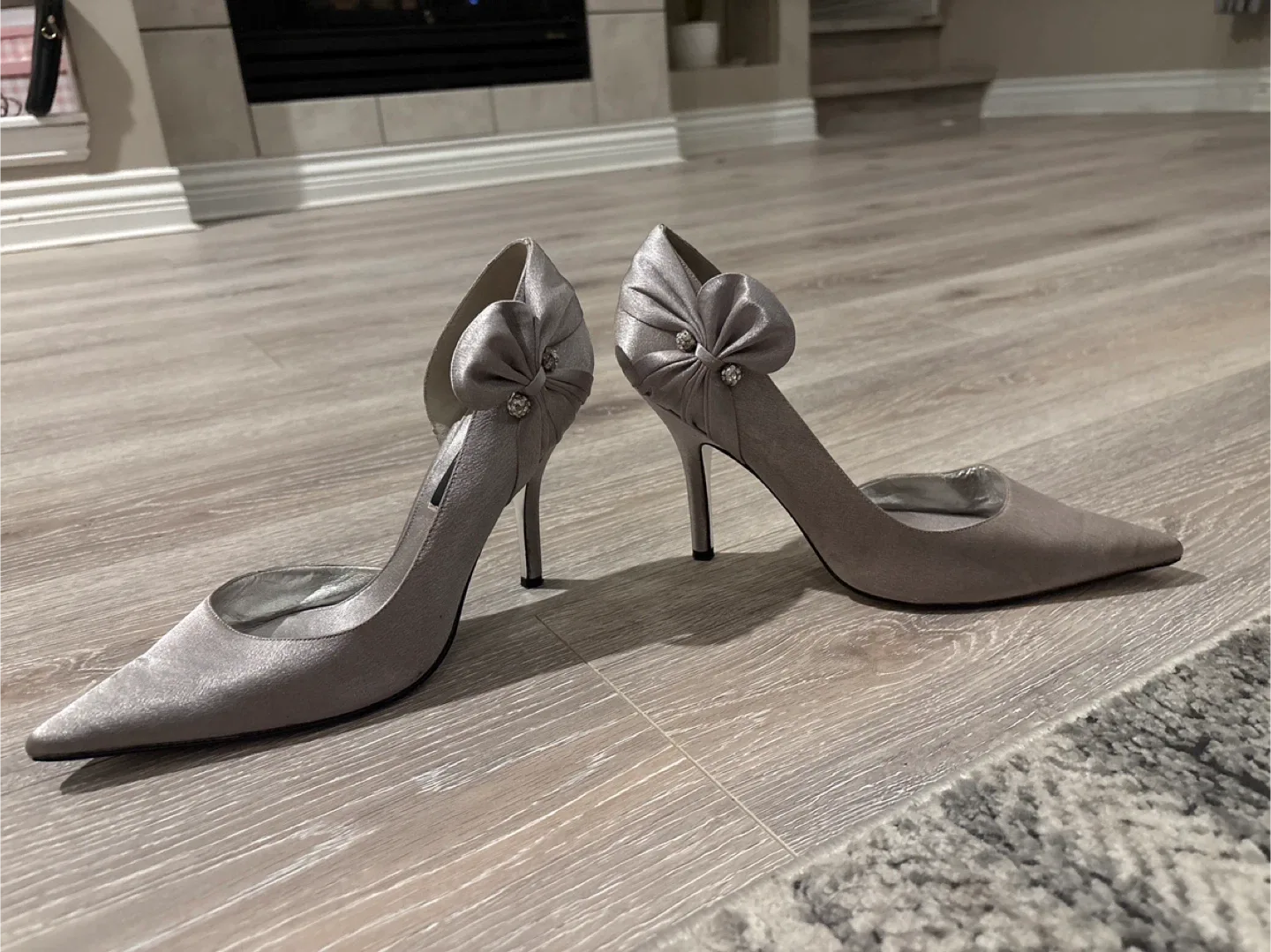 Selling  Nina New York Elegant Shoes  size 9 image indicator(8)