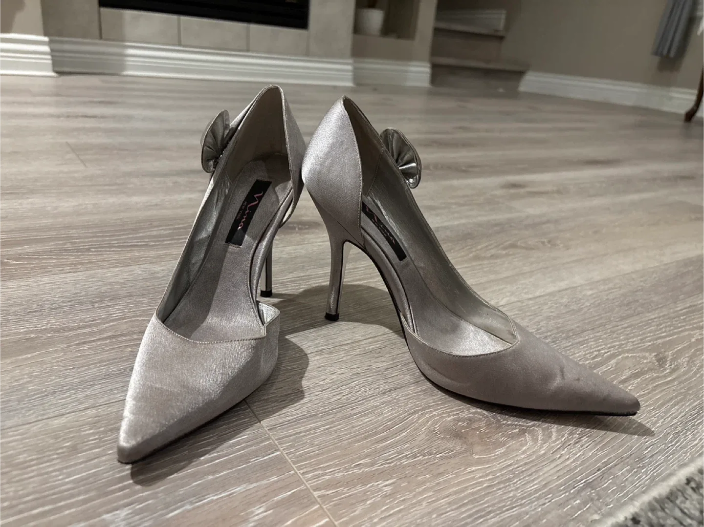 Selling  Nina New York Elegant Shoes  size 9 image indicator(10)