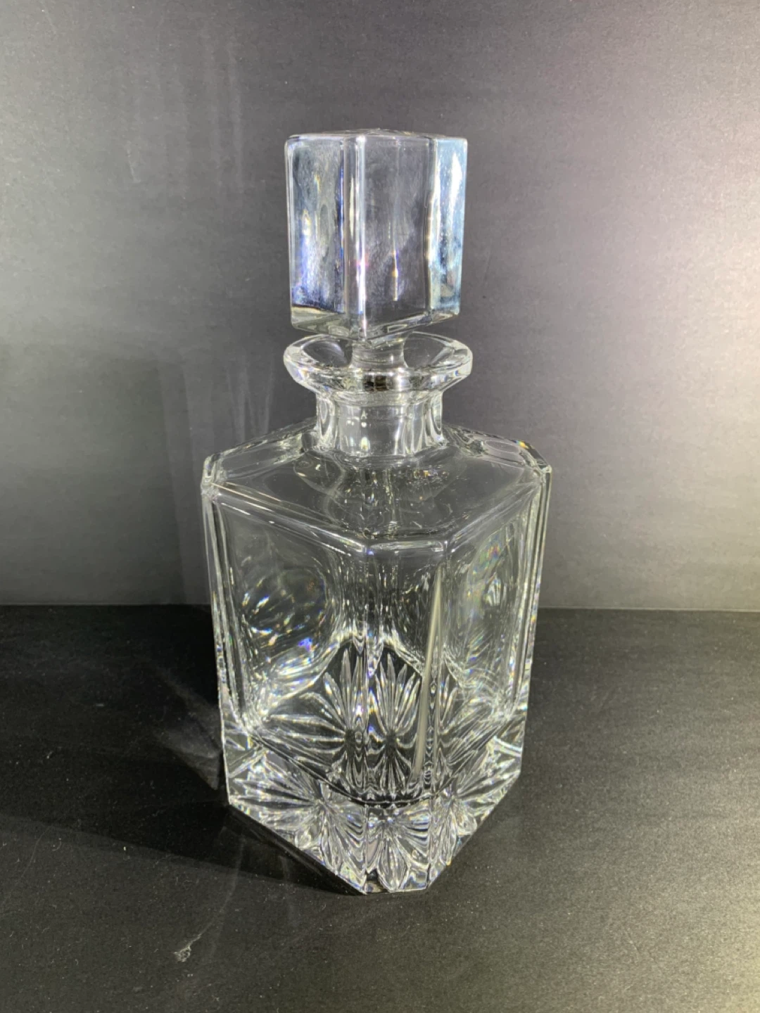 Crystal Decanter with Stopper - photo 2
