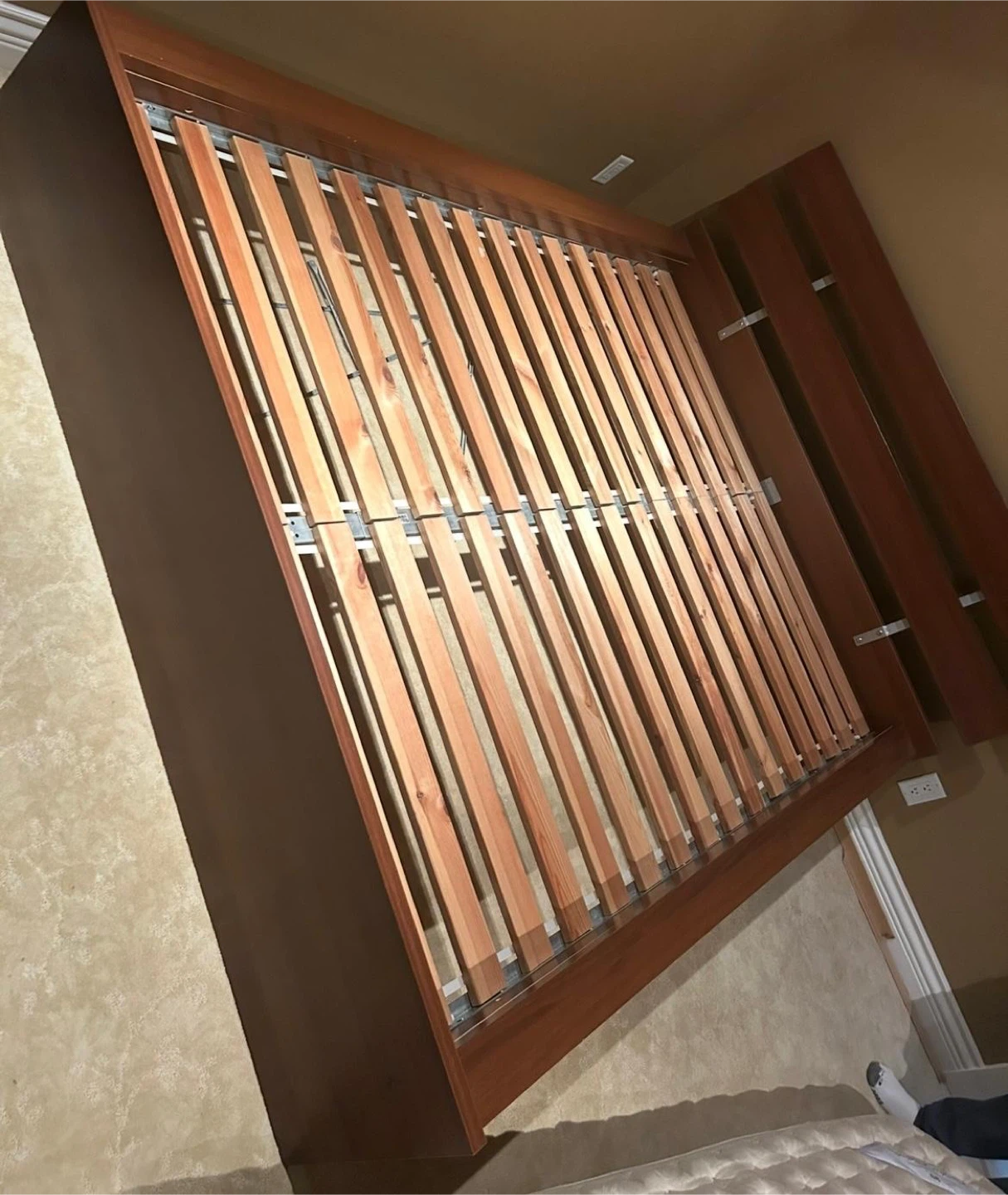 Queen Wooden Bed Frame - photo 2