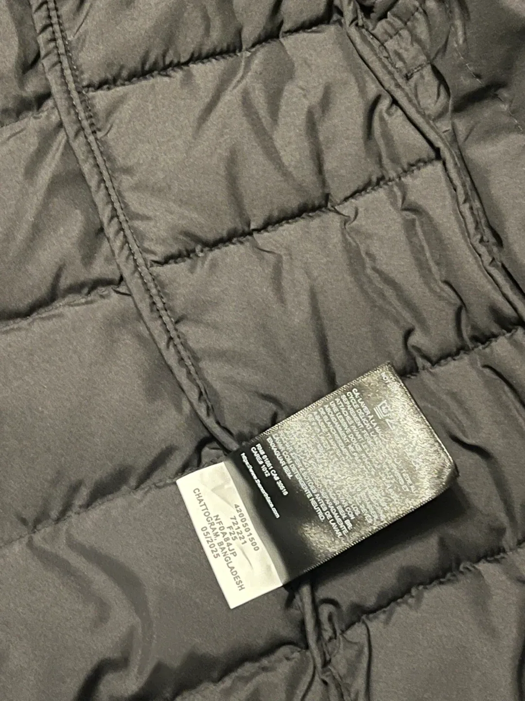 The North Face Aconcagua 3 Vest - Black, XS image indicator(4)