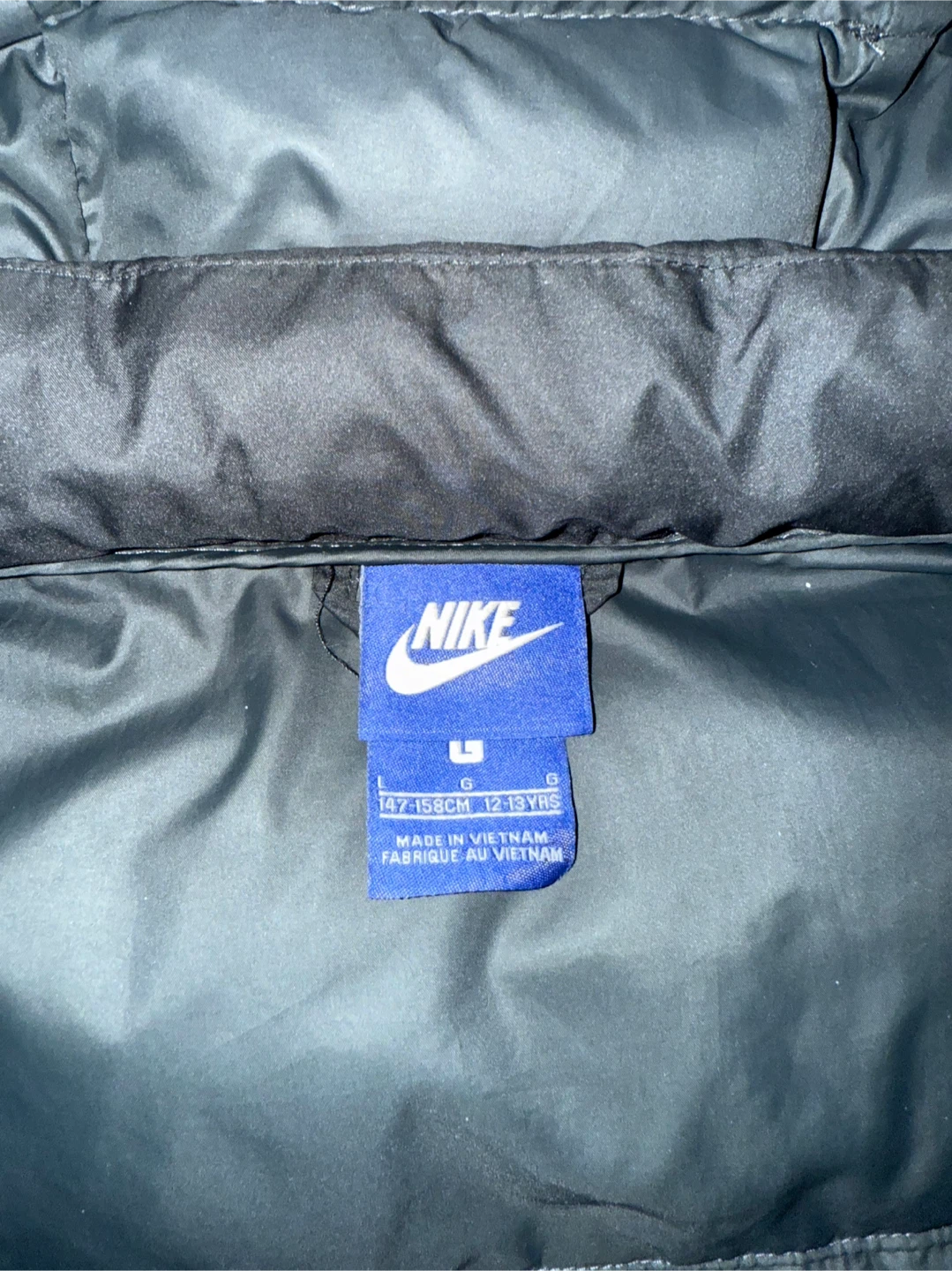 Nike Black Puffer Jacket - Size L (12-13 yrs) - photo 3