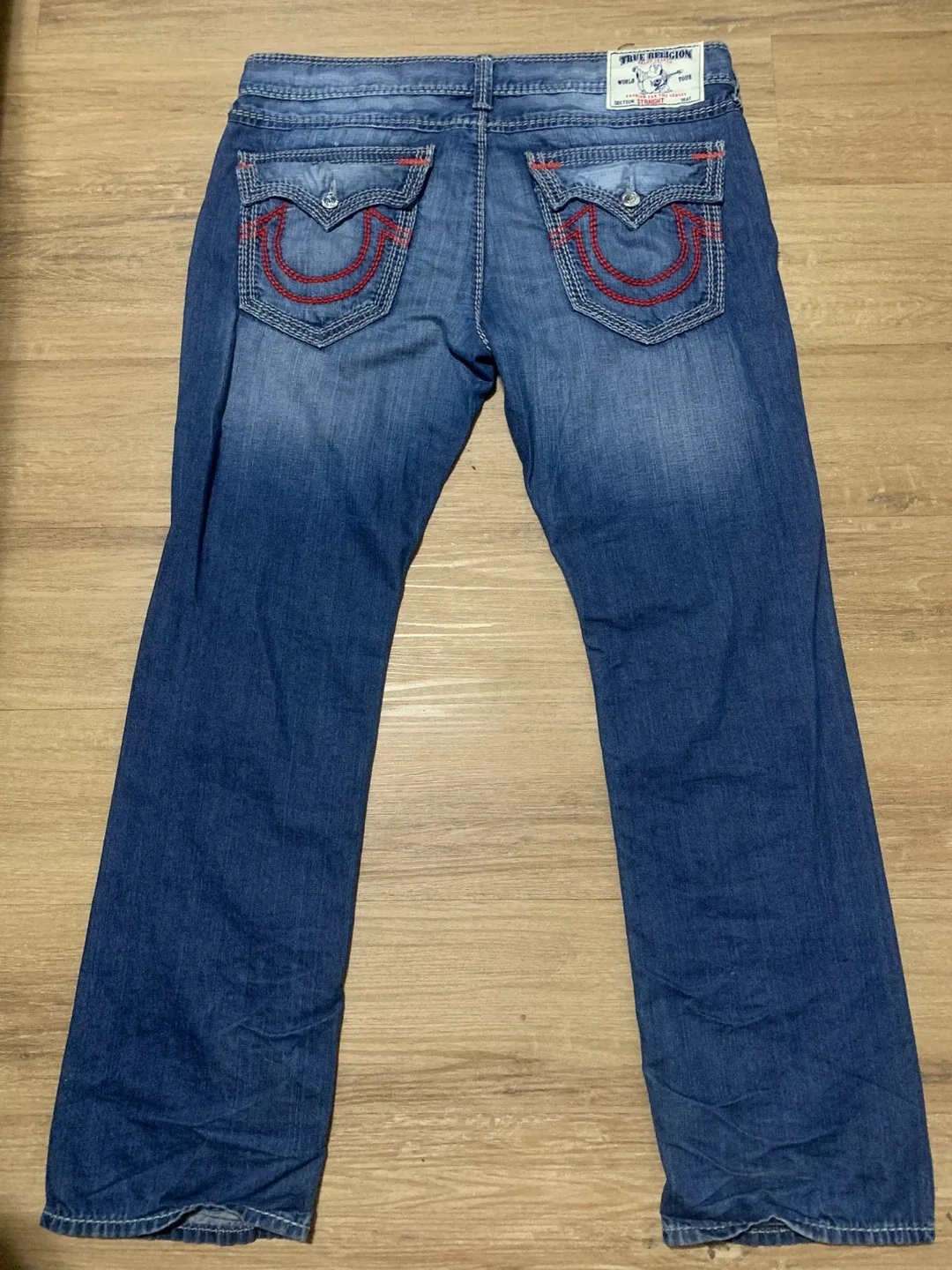 Size 38 true religion straight fit jeans