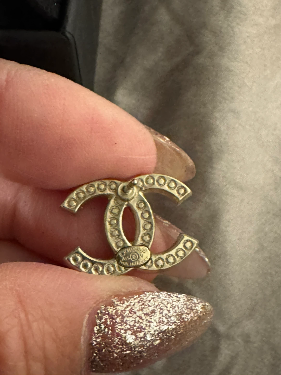 Authentic Chanel CC Logo Stud Earrings - photo 4