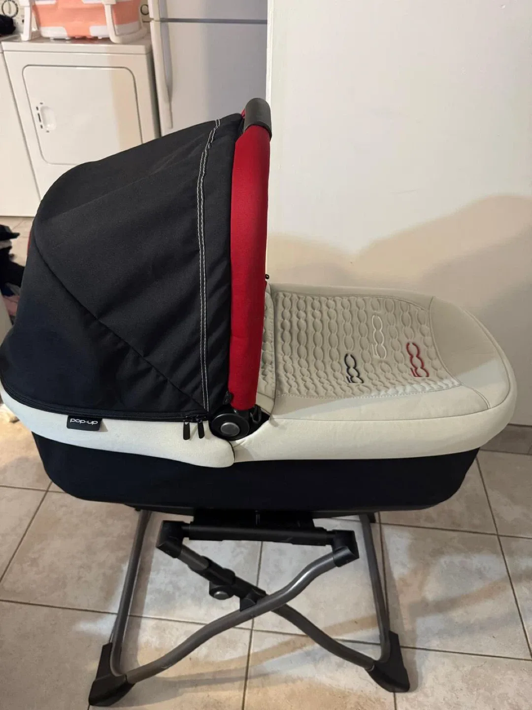 Peg Perego & 500 Fiat Bassinet & Stroller image indicator(3)