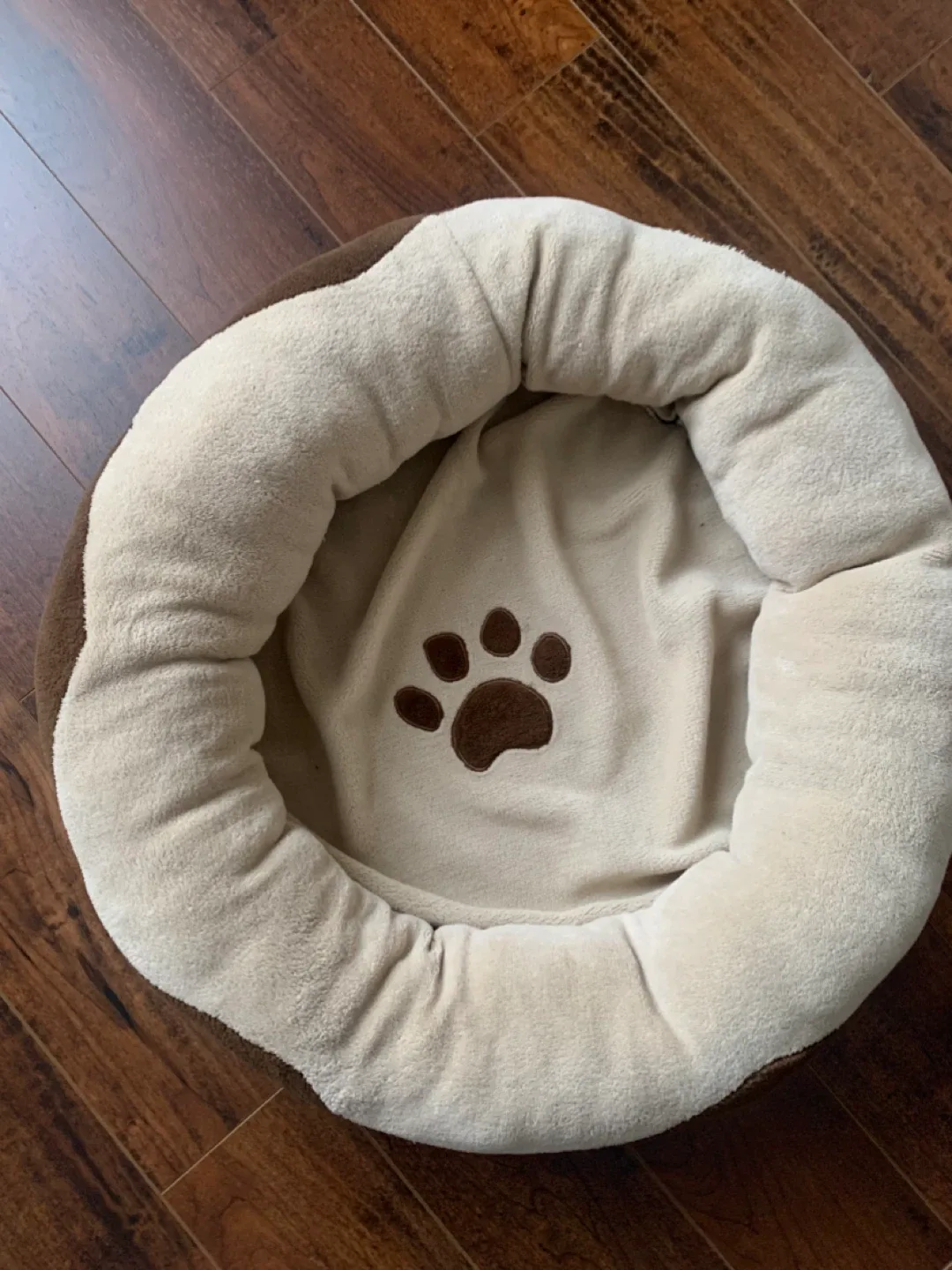 FREE-round pet bed