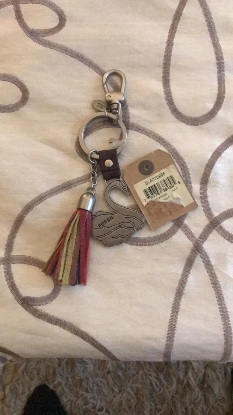 Fossil Swan Keychain with Tassel image indicator(2)