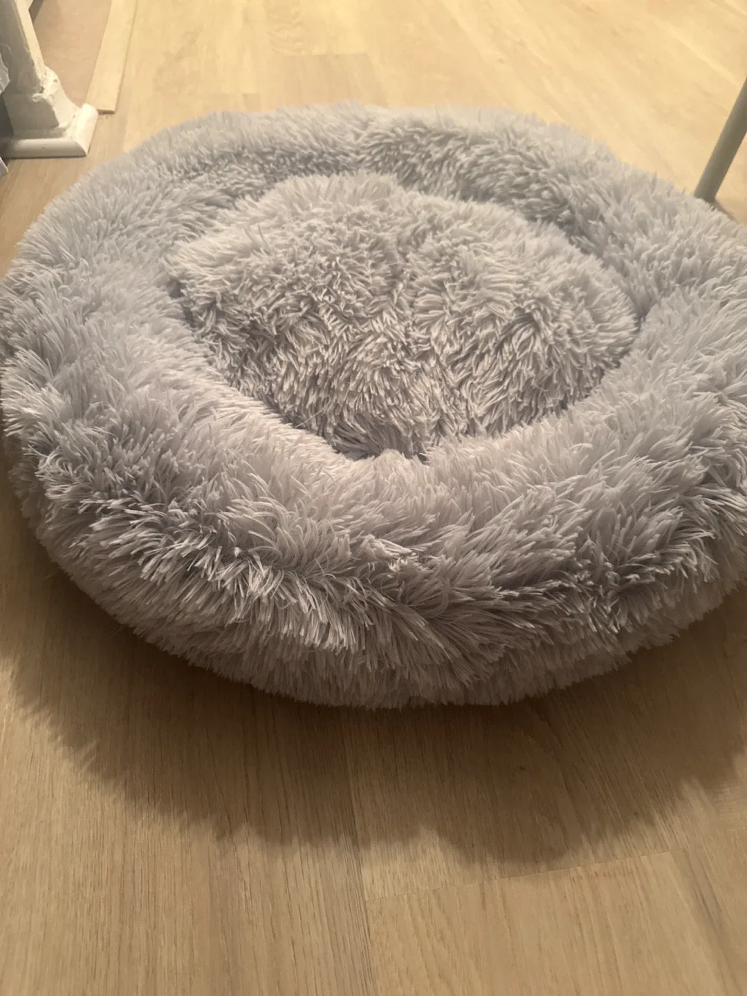 Grey Round Plush Donut Pet Bed