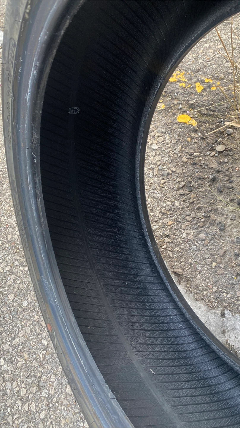 Motomaster Winter Edge Tires (225/45/17) - photo 4