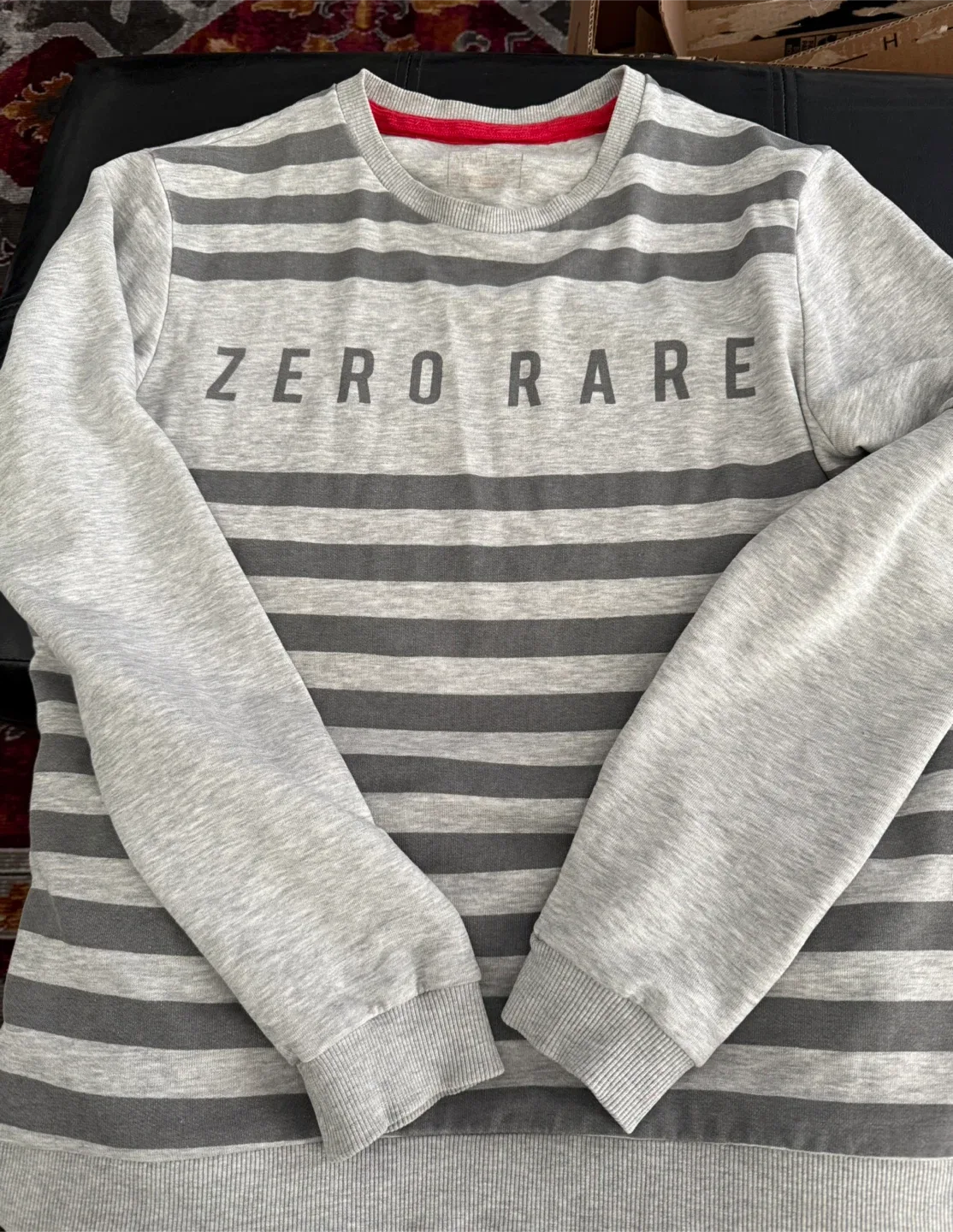 Zero Rare Striped Sweatshirt