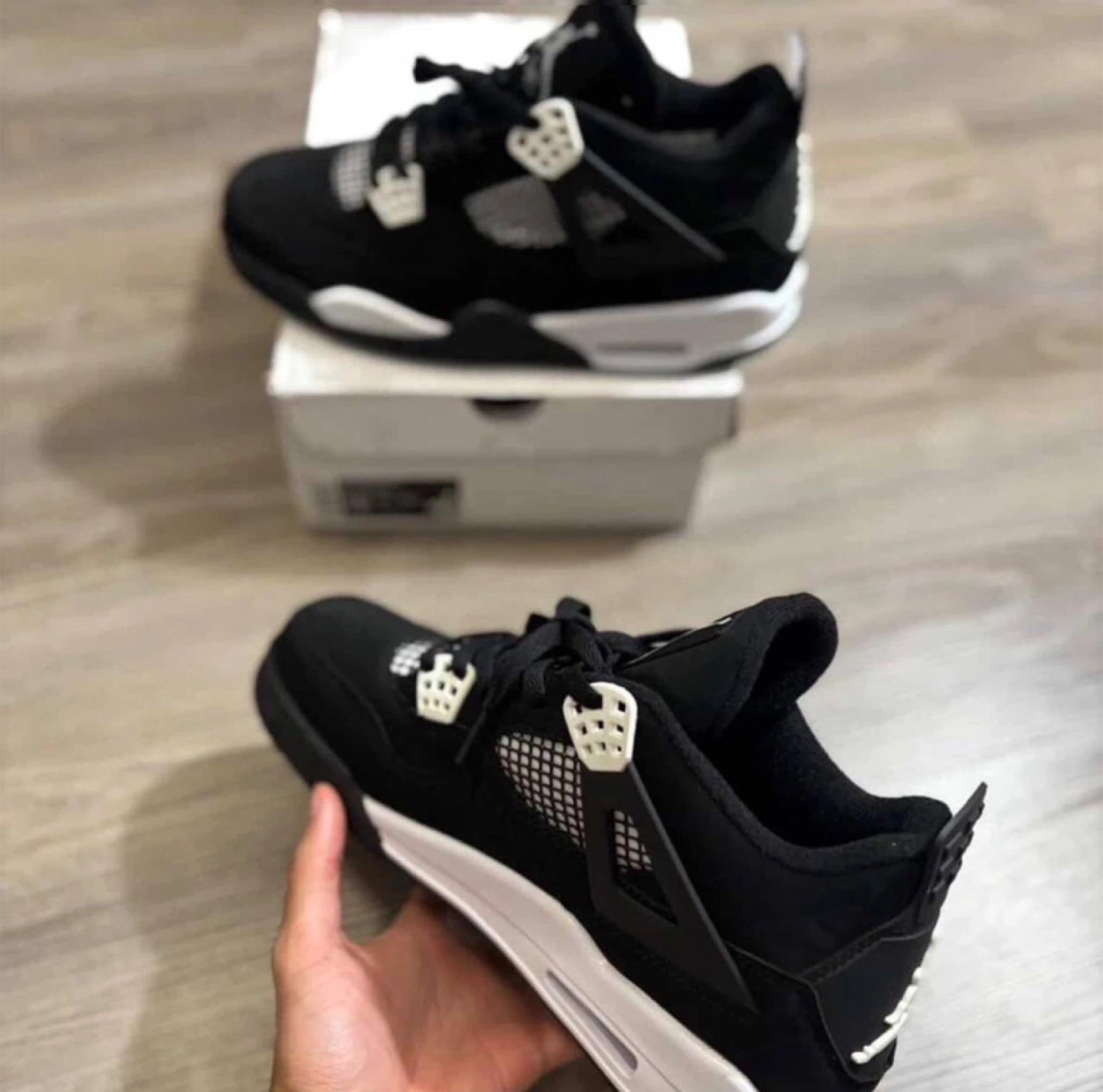 Air Jordan 4 White Thunders - All Sizes - photo 3