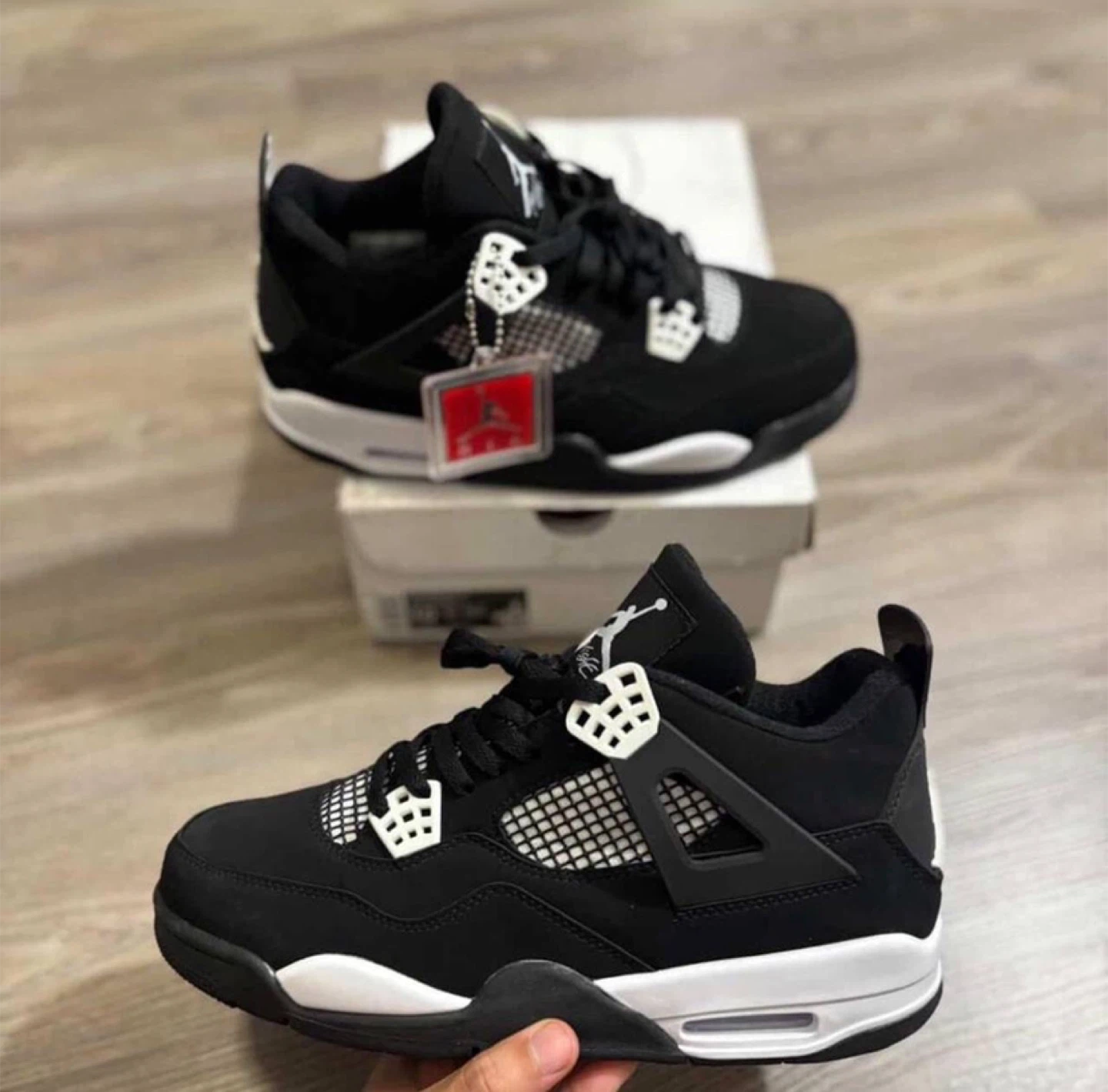 Air Jordan 4 White Thunders - All Sizes - photo 4