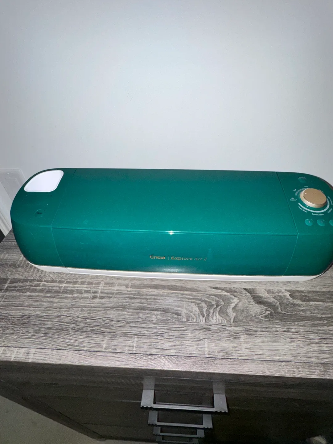 Cricut Explore Air 2 - Crafting Machine image indicator(2)