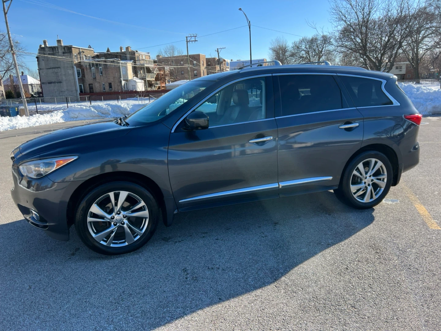 Used Infiniti  JX35 SUV - Gray - photo 4