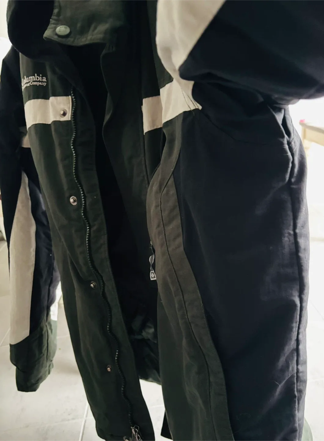 Columbia Sportswear Company Jacket - Men's M image indicator(2)