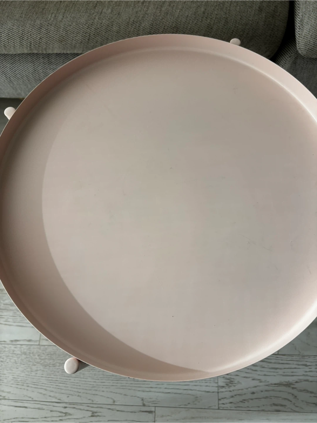 Stylish Pink Tray Table – Great for Small Spaces Pick up - Yonge - photo 2