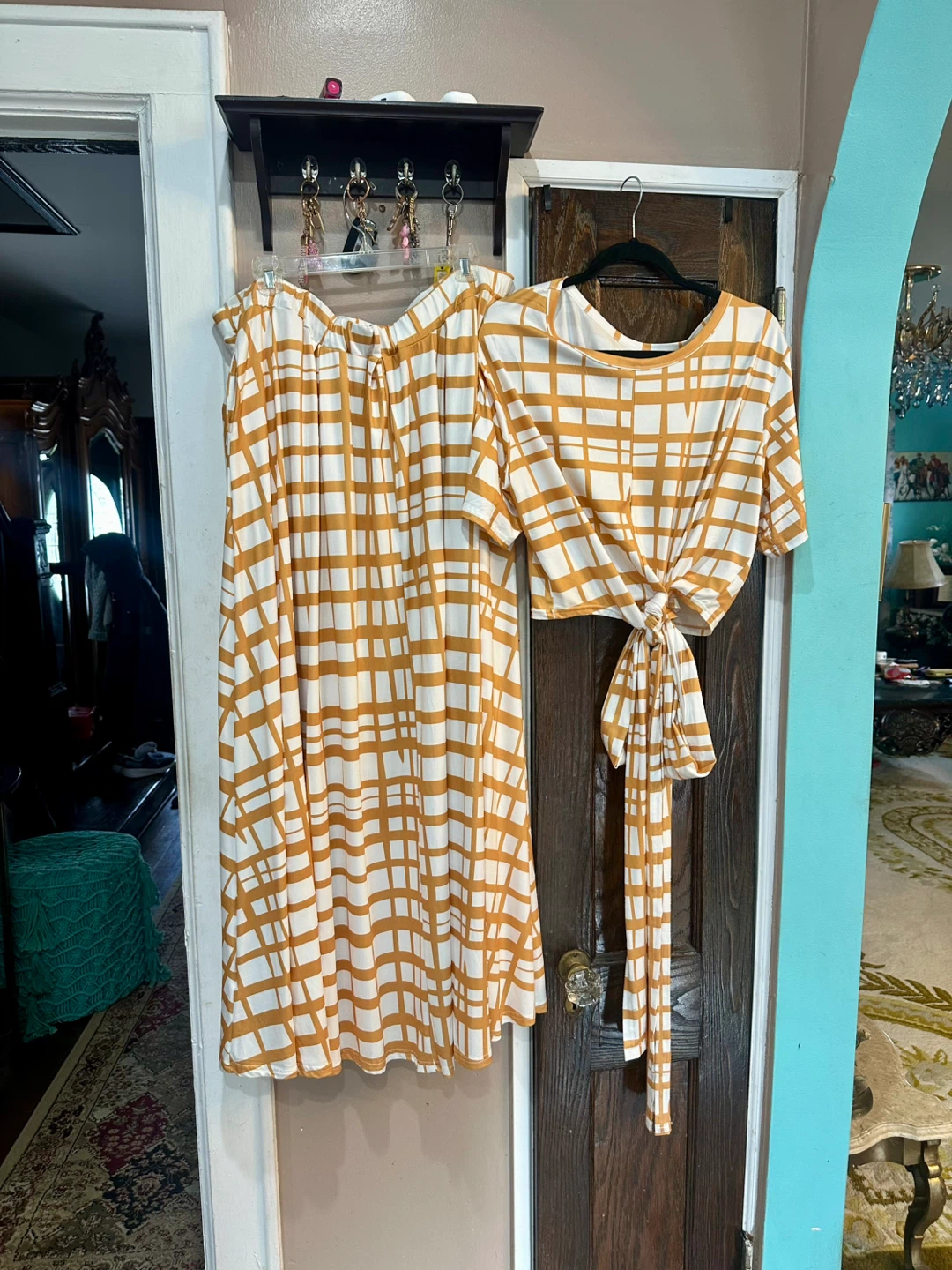 Matching Skirt and Crop Top Set - Gold & White
