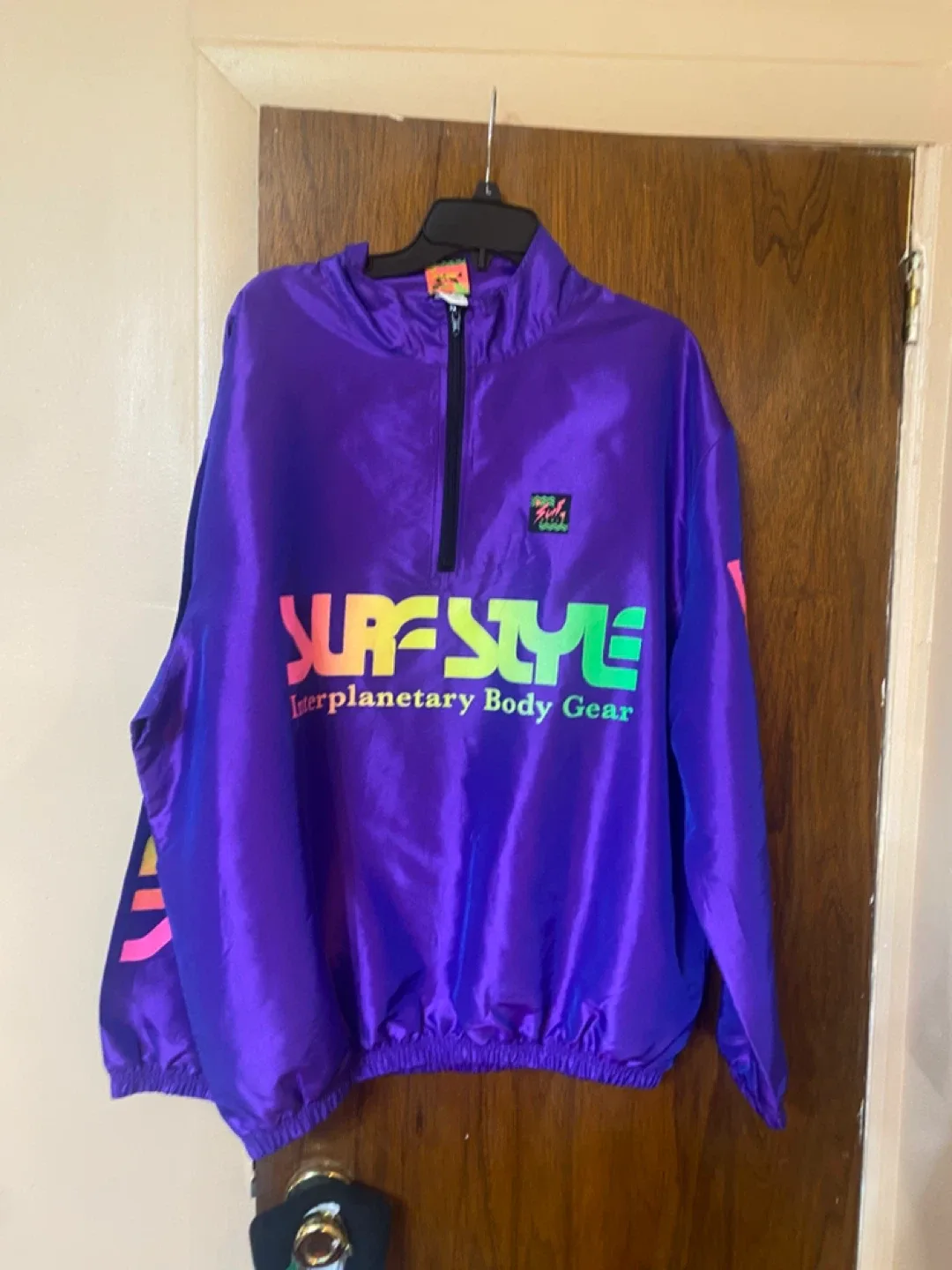 Surf style windbreaker xl
