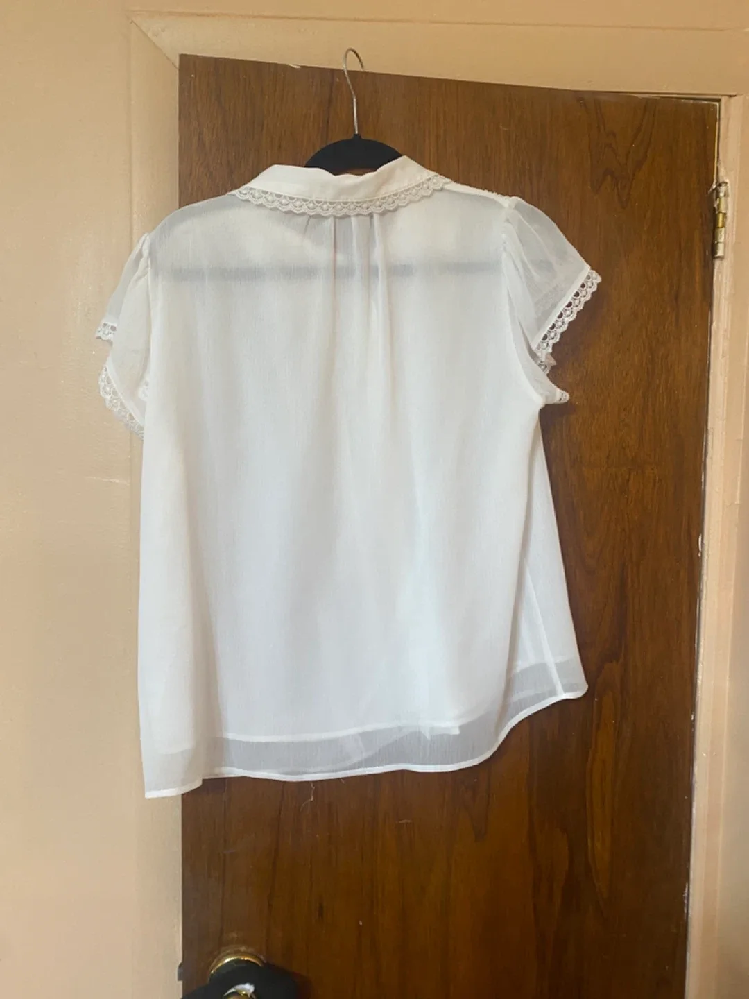 Ladies blouse size m image indicator(3)