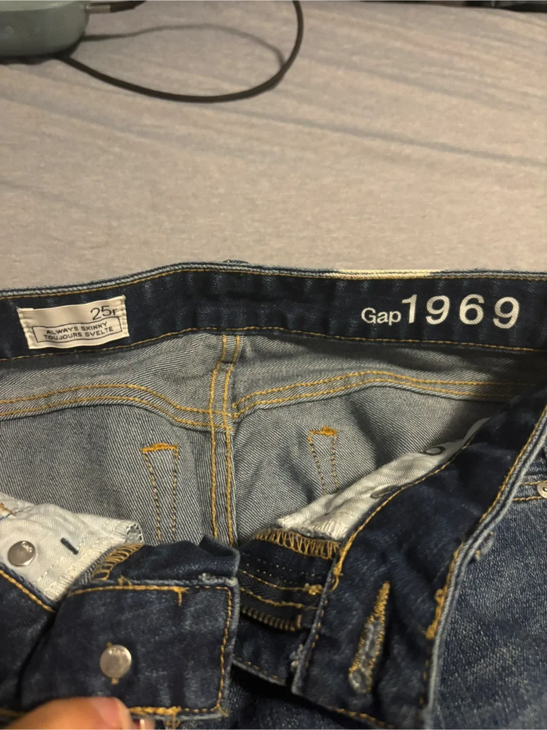Gap 1969 Always Skinny Jeans - Size 25 image indicator(2)