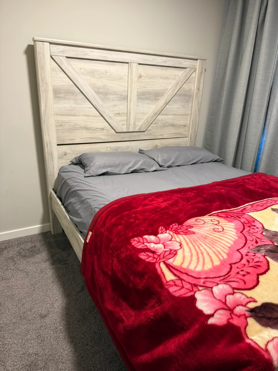 Whitewash Wooden Bed Frame - photo 2