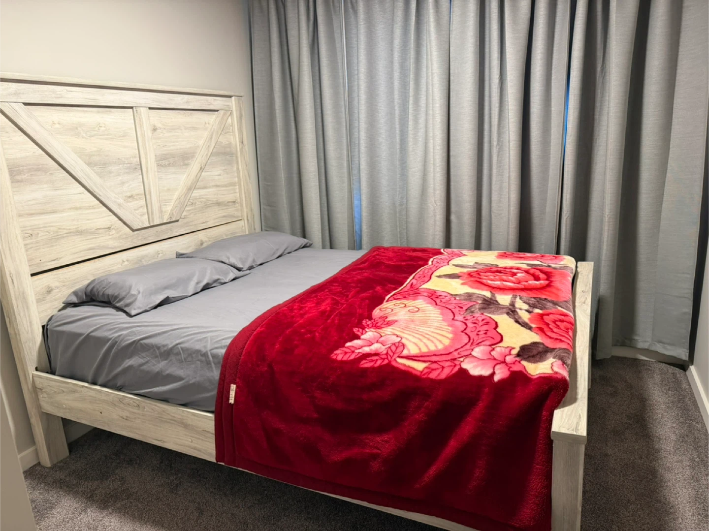 Whitewash Wooden Bed Frame - photo 3